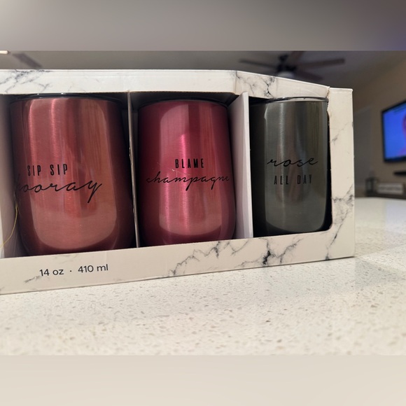 Wine Tumblers - Picture 1 of 5